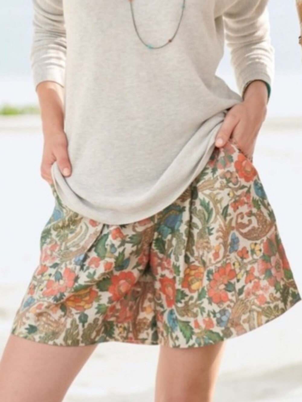 Peruvian Connection Giardano Linen Shorts Size 14 Floral High-Rise Tailored